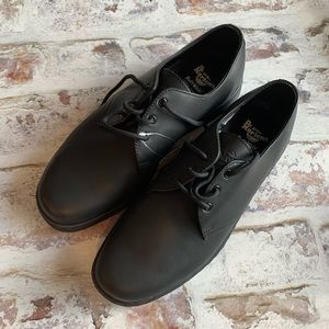 💥SOLD💥NWT Dr Martens Cavendish BTS Black
